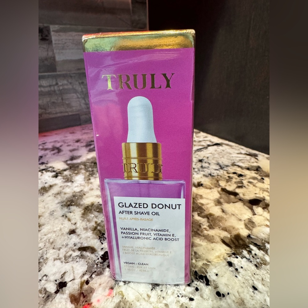 TRULY Glazed Donut After Shave Oil - 90mL